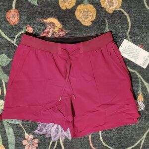 lululemon License to Train Short 5"